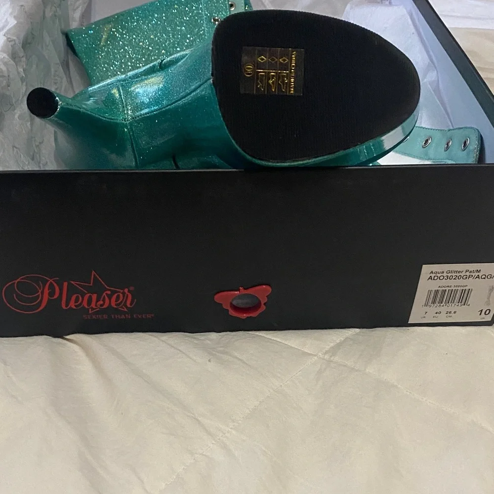Sparkling Teal Platform Heels - Picture 3 of 4